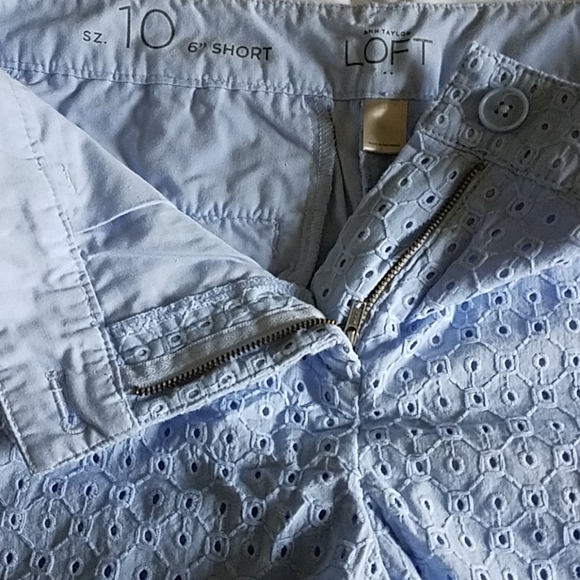 Shorts - Picture 2 of 4